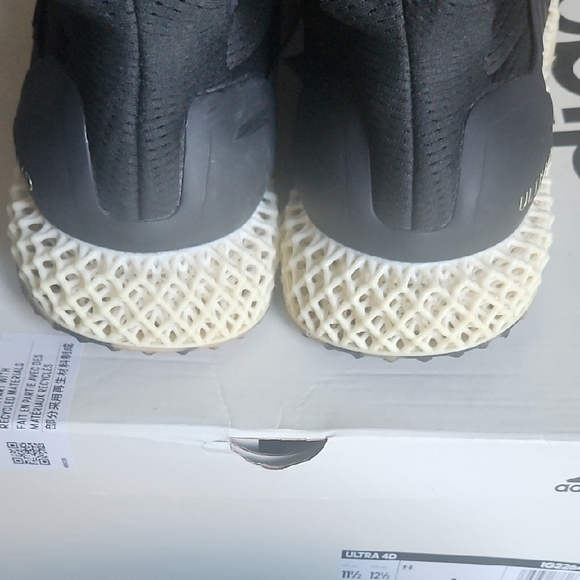 ♥️adidas Ultra 4D Running Shoes - Black and Gray♥️ - Picture 7 of 10